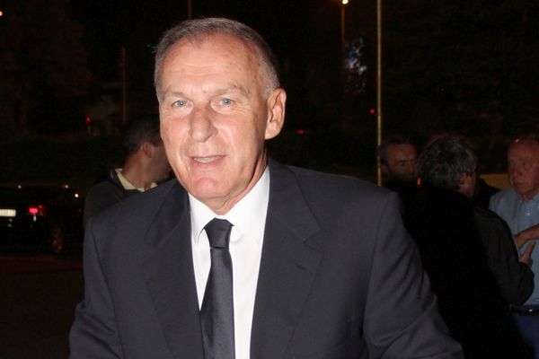 Francuski novinar je ovim gestom oduševio Dragana Džajića! (FOTO)