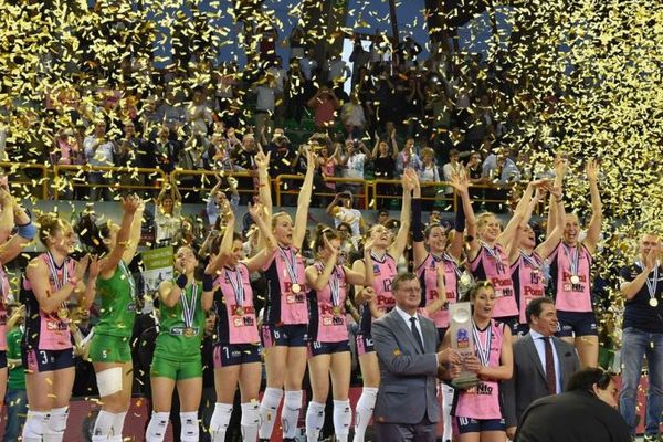 Dominacija Srpkinja na fajnal-foru Lige šampiona: Stevanovićeva se popela na vrh Evrope! (FOTO)