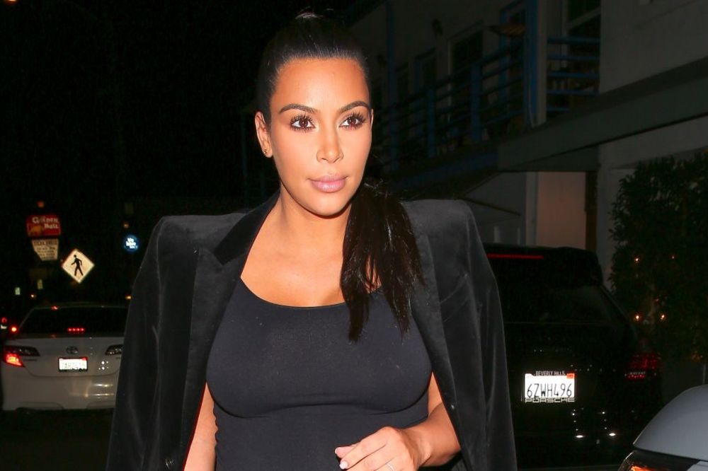 Oprostila se emotivnom porukom: Kim Kardašijan skrhana bolom zbog smrti Vila Smita! (FOTO)