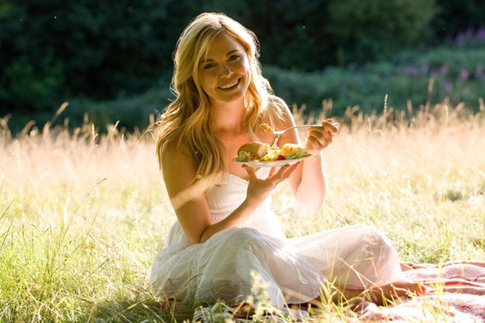 Strelčevi obratite pažnju neko je bacio oko na vas, a evo kako danas prolaze ostali znaci (GIF)