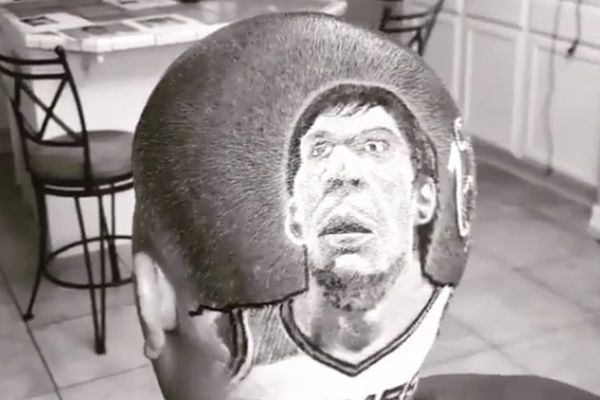 Bobimanija i dalje traje: Još jedan navijač Sparsa posvetio frizuru Marjanoviću! (VIDEO)