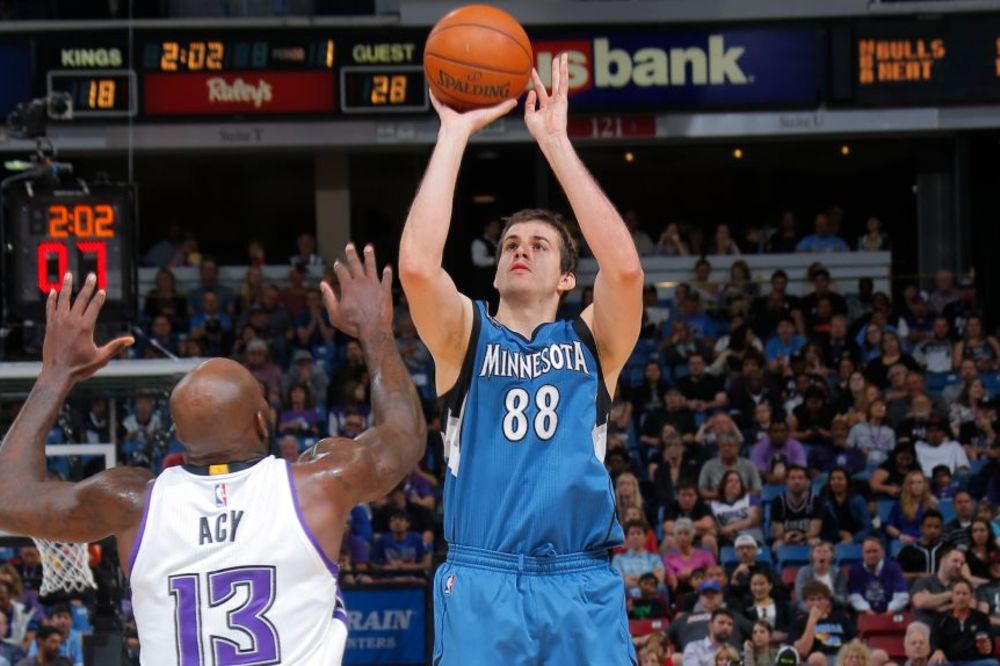 Novi dabl-dabl Bjelice, moćni Klivlend, Vestbruk upropastio Brajantovo poslednje gostovanje! (VIDEO)