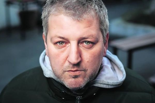 Ne znate kako da se pomirite sa partnerom? Ako ovih 10 pesma ne pomogne - neće ništa! (VIDEO)