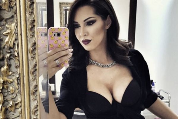 Ostavlja bez daha! Novo, seksi izdanje Gabrijele Pejčev! (VIDEO)