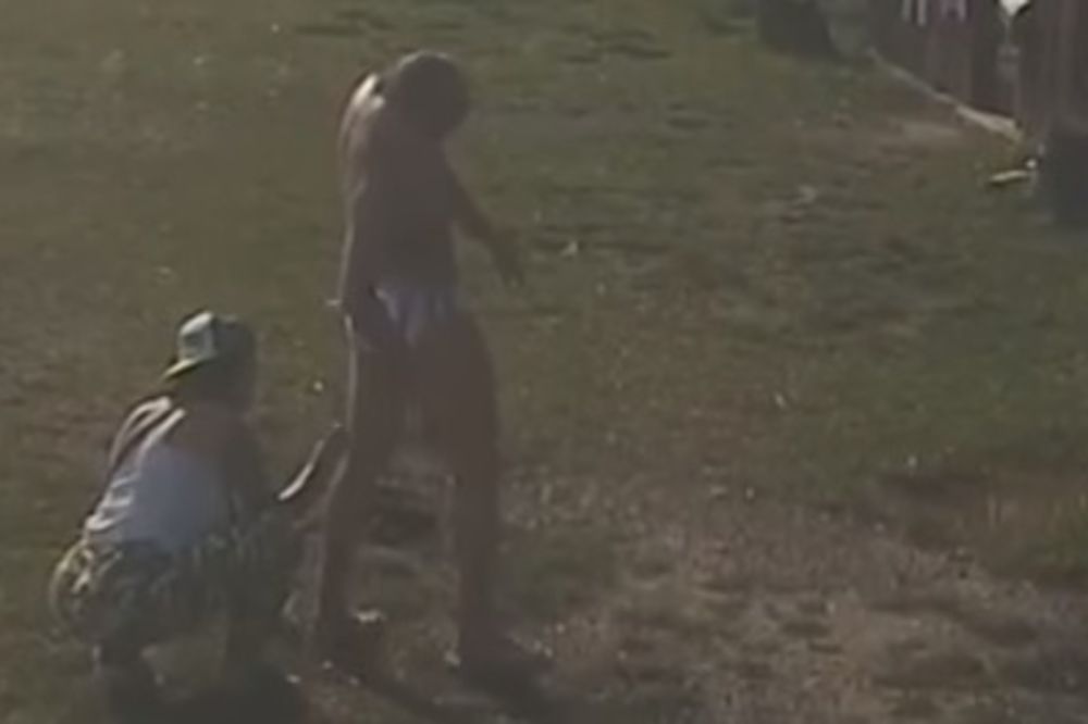 Stigla i do nezgodnog mesta! Evo kako je Anđela Veštica brijala noge Filipu! (VIDEO)