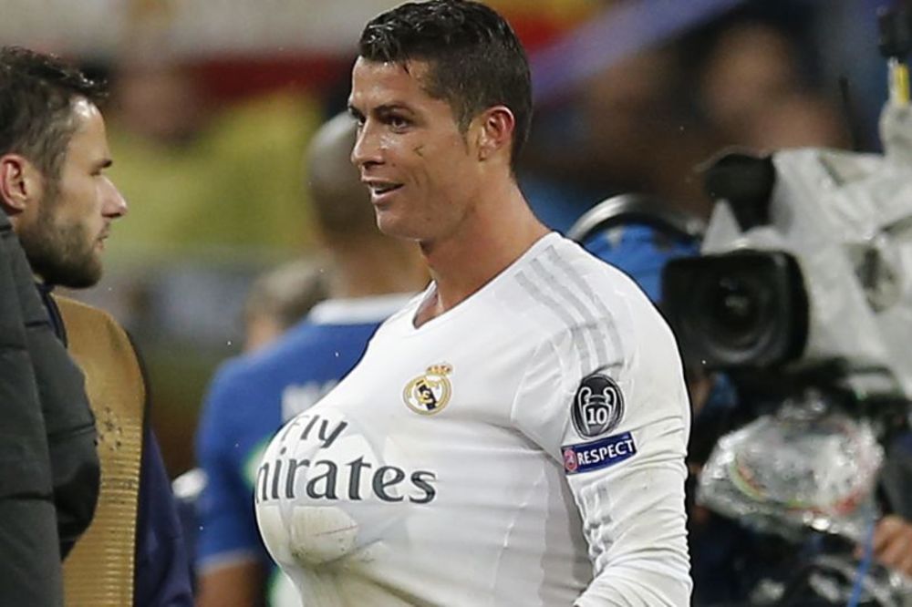 Ronaldo je postavio dva rekorda Lige šampiona, ali fudbalski svet priča samo o ovoj fotki! (FOTO)