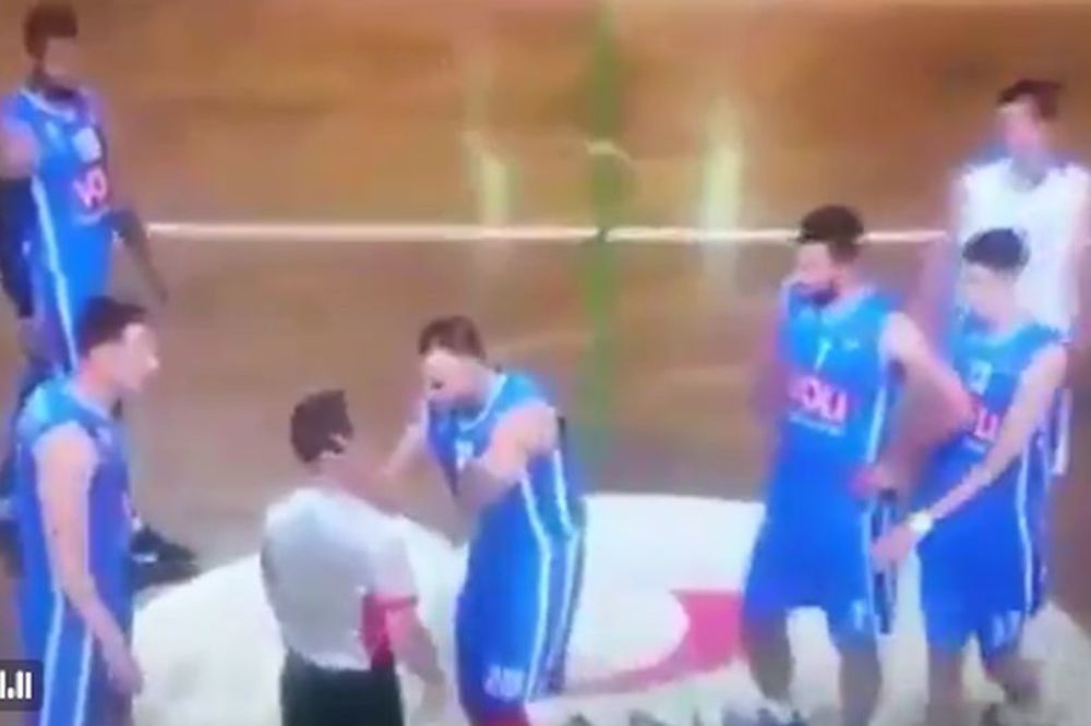 Konačno se pojavio snimak napada Tadije Dragićevića na sudiju! (VIDEO)