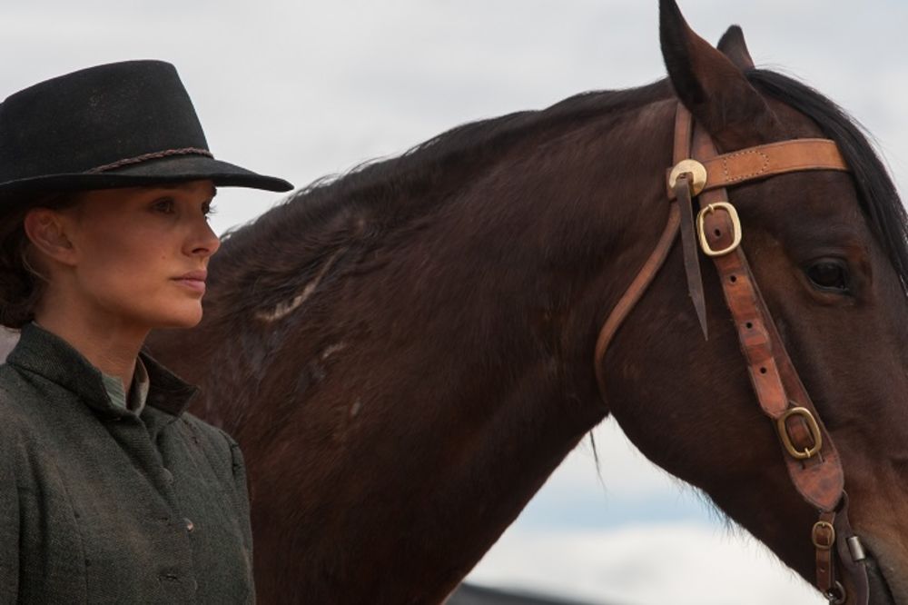 Kad vidite koliko je opasna ova Džejn - Rambo će vam biti devojčica! (FOTO)