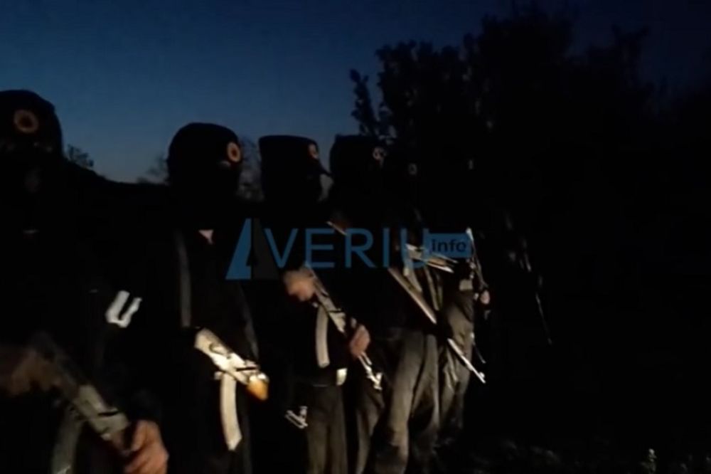 Pogledajte kako Albanci naoružani do zuba pozivaju svoje borce na mobilizaciju na Kosovu! (VIDEO)