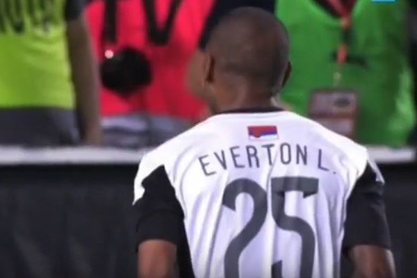 Everton provocirao Delije posle gola i zaradio crveni karton! (VIDEO)