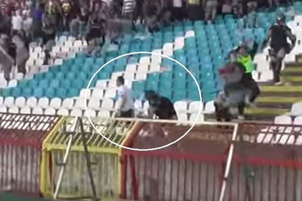 Više mu neće pasti na pamet: Kako su žandarmi dočekali Grobara koji je sam krenuo na Delije! (VIDEO)