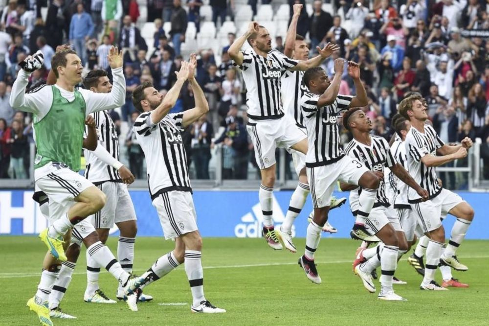 Juve pregazio Palermo i pobegao Napoliju na 9 bodova viška, Roma se kocka sa Ligom šampiona! (VIDEO)