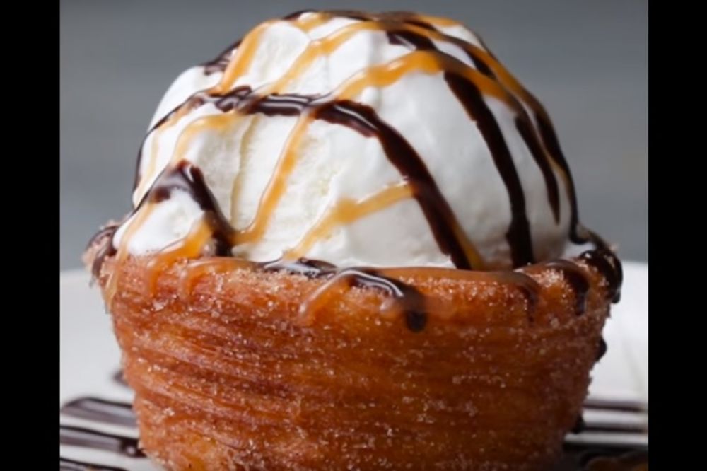 Rashladite se uz savršeni čuros sladoled od vanile (RECEPT) (VIDEO)