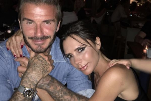 Tako to rade pravi šmekeri! Bekam romantičnom porukom čestitao Viktoriji rođendan! (FOTO)