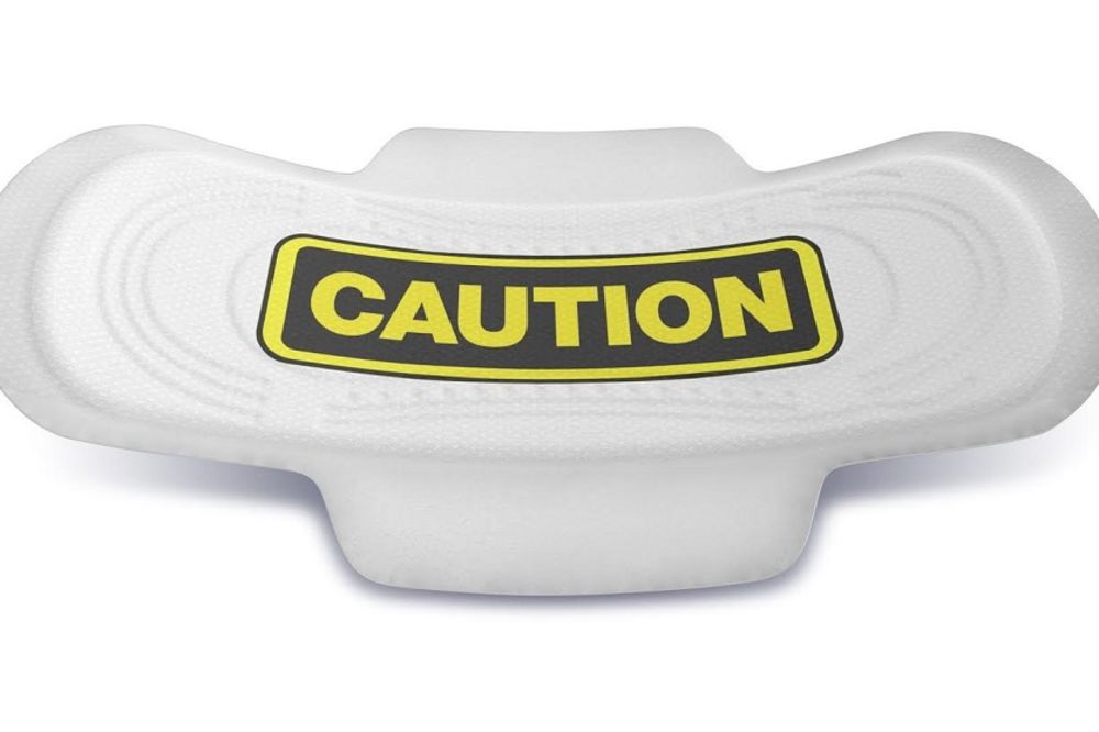 Ovo će samo očevi razumeti: Ćerka ga poslala po uloške, a on nasmejao ceo svet (FOTO) (GIF)