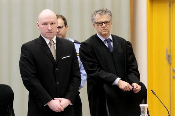 Pa ovo može samo u Norveškoj: Masovni ubica Brejvik tužio državu i dobio spor!