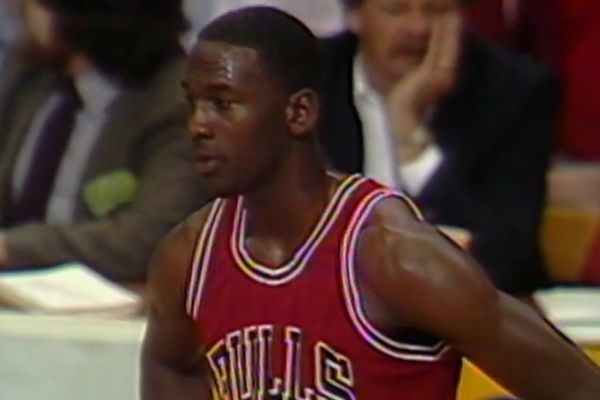 30 godina je prošlo od noći kada je Džordanu obruč bio veliki kao okean! (VIDEO)