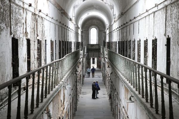 508 godina robije: Turski nastavnik osuđen zbog seksualnog zlostavljanja 10 dečaka