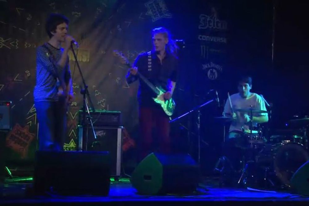 Nema cirkanja u kadru! Zašto? Pogledajte u novom izdanju Jelen Top 10 minuta!