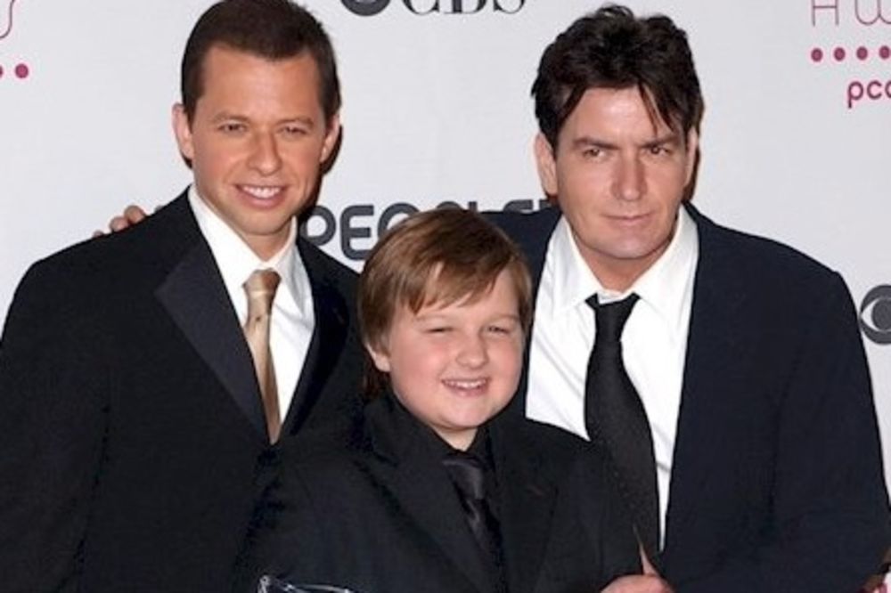 Sećate se malog debeljka iz Dva i po čoveka? Evo kako on danas izgleda! (FOTO)