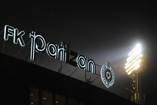 Mijatović, Ognjenović, Kežman i ostale zvezde na spektakularnom revijalnom meču u Humskoj!