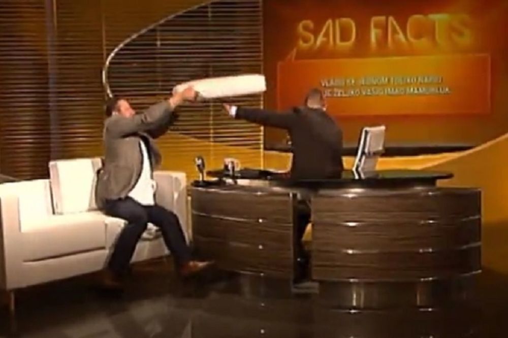 Vlado Georgiev udario Ivana Ivanovića jastukom! (VIDEO)