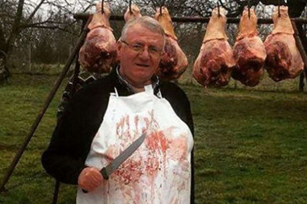 Šešelj je najpopularniji srpski političar! Bar na Fejsbuku! (FOTO)