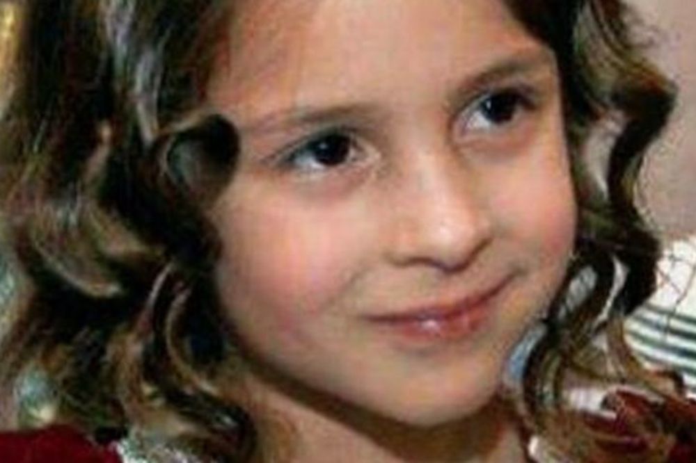 Ova slatka klinka danas trese Srbiju! Znate li o kome se radi? (FOTO)