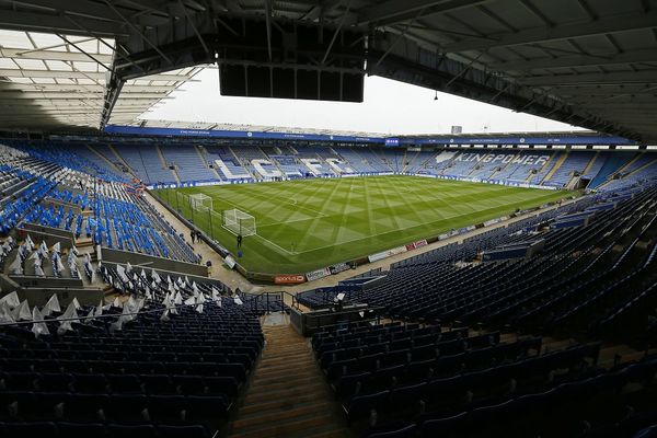 Genijalno: Trava na stadionu Lestera je pokošena tako da potpuno izbaci rivala iz takta! (FOTO)