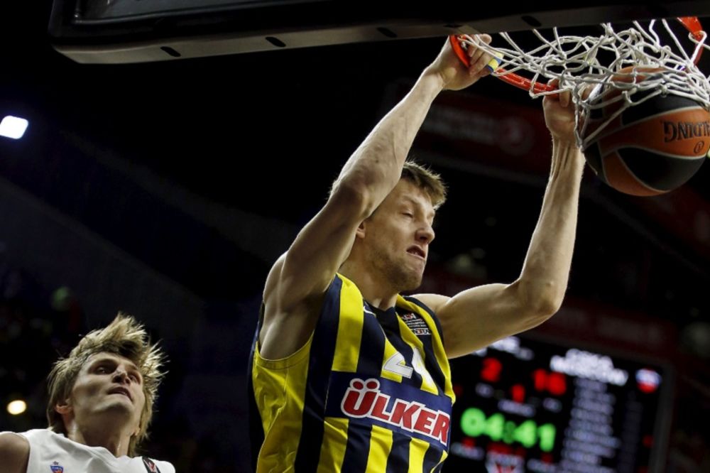 Češki vanzemaljac: 10 najmonstruoznijih zakucavanja letećeg Jana Veselog! (GIF)