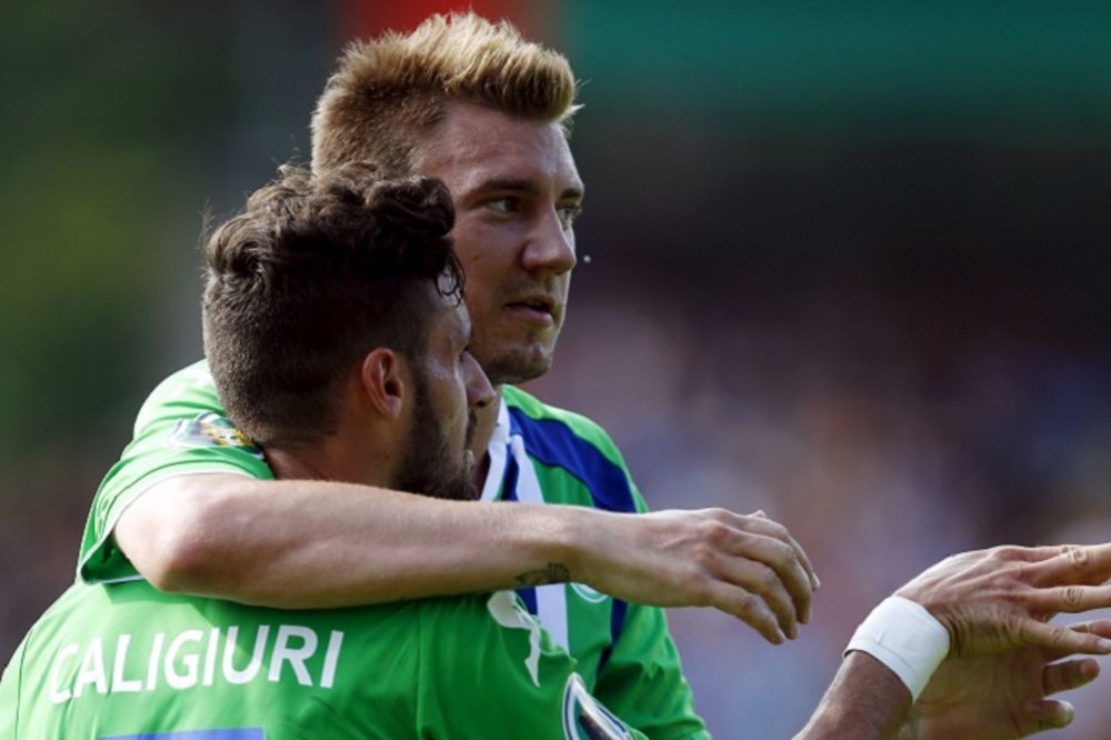 Vengeru, sada je šansa da reaguješ: Volfzbrug otpustio velikog Lorda! (FOTO)