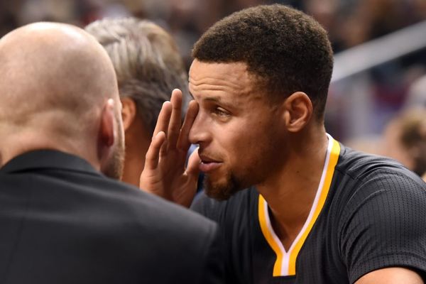 Put ka odbrani titule NBA teži nego ikad: Kari van terena 2 nedelje! (FOTO) (VIDEO)