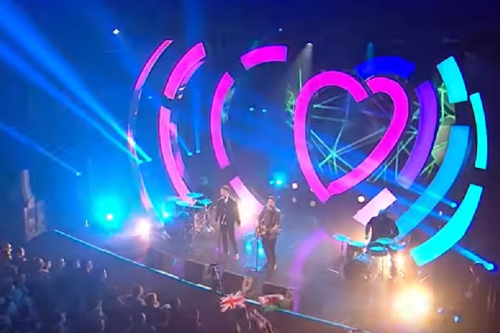 Prvo su isprozivali Noleta, a sad i ovo.. Srbija ne da Britancima da osvoje Evroviziju?! (FOTO)