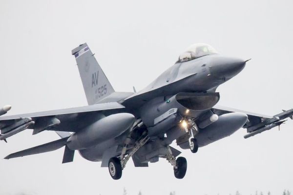 1999. oboren iznad Srbije, 2016. postaje komadant američke avijacije! (FOTO)