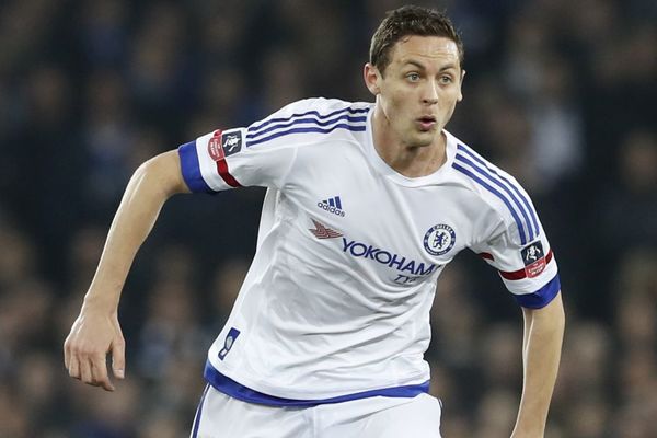 Da li ovo znači da Matić odlazi? Čelsi doveo novog vezistu za 36 miliona evra! (FOTO)