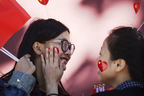 U ovom gradu svi momci imaju po 2-3 devojke i svima je to skroz kul! (FOTO)