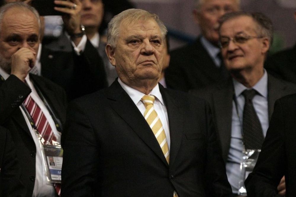 Zna se dan kad Tole više neće biti predsednik FSS! Savez tražio smanjenje kazne Zvezdi!