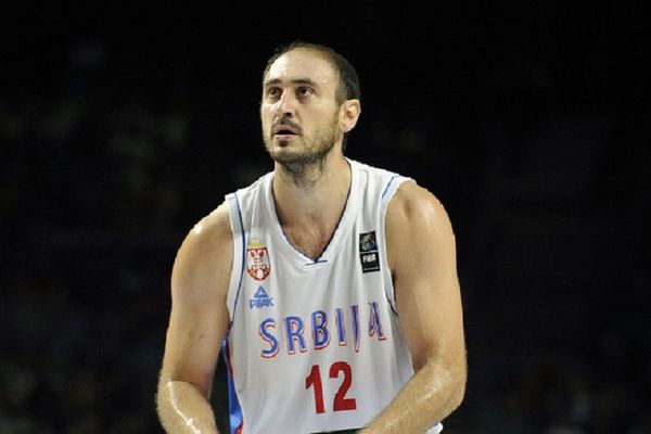 Policija uhvatila Nenada Krstića u alkoholisanom stanju za volanom! (FOTO)