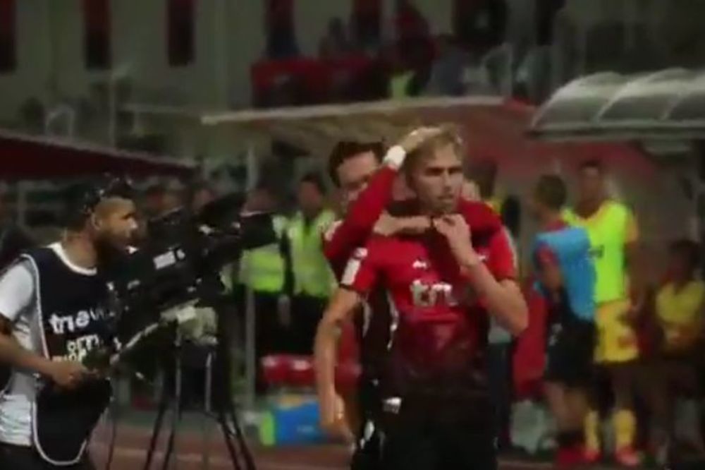 Da mu pozavide Ronaldo i Mesi: Golčina bivšeg igrača Vojvodine obišla je svet! (VIDEO)