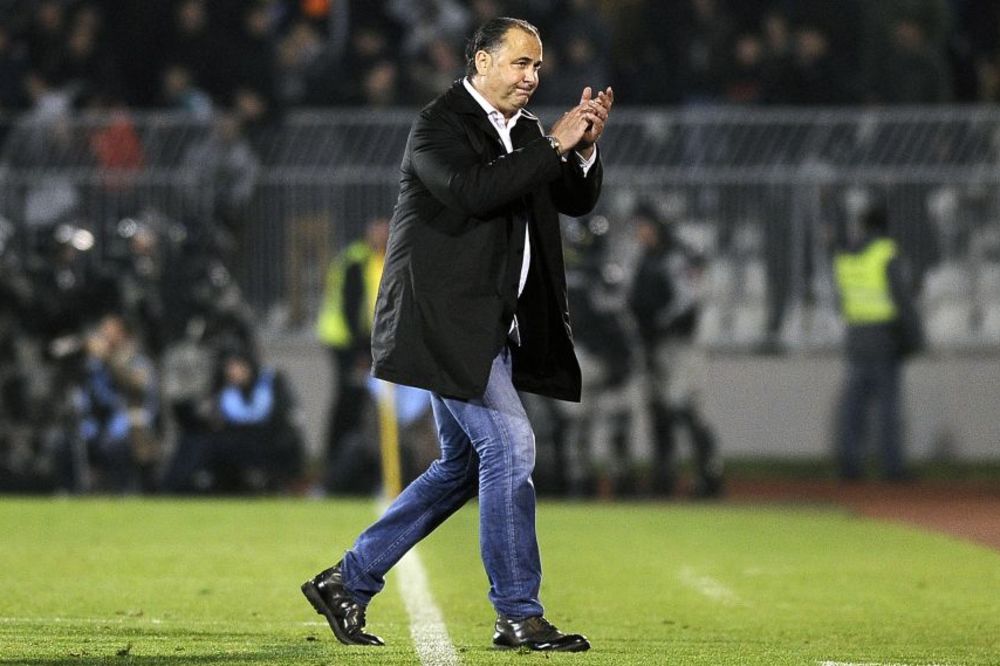 Nova Zvezdina majica sa Grofovim likom potpuno oduševila Delije! (FOTO)