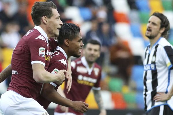 Torino petardom demonstrirao silu u Udinama, Fiorentina pucala ćorcima protiv Kjeva! (VIDEO)