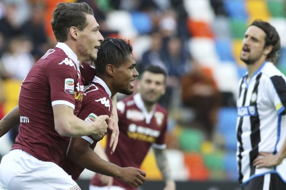 Torino petardom demonstrirao silu u Udinama, Fiorentina pucala ćorcima protiv Kjeva! (VIDEO)