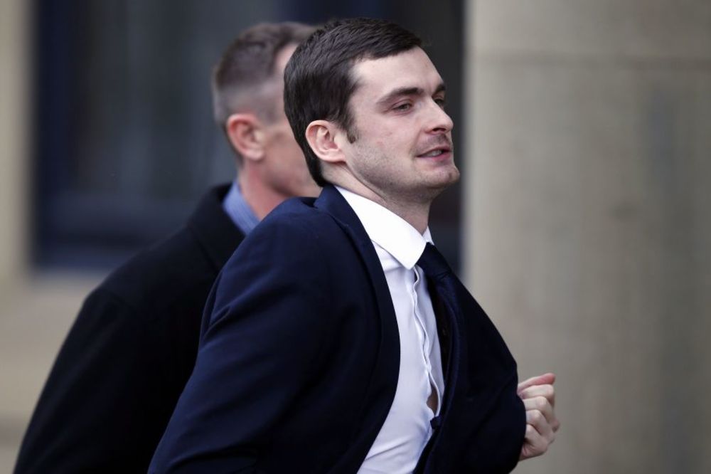 Adame, nije ti zatvor isto što i teren: Ćorkirani fudbaler dobio batine u kupatilu! (FOTO)