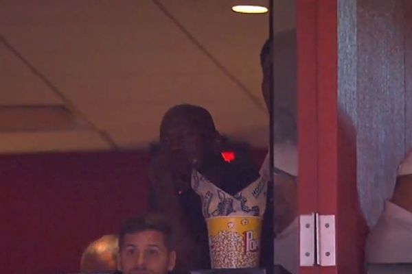 Smrknutom Džordanu je samo jedan čovek mogao da vrati osmeh, dok je gledao debakl Šarlota! (VIDEO)