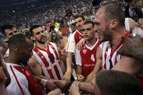 Kakva čast za Radonjićeve momke: Košarkaši Zvezde su vicešampioni Evrope! (FOTO)