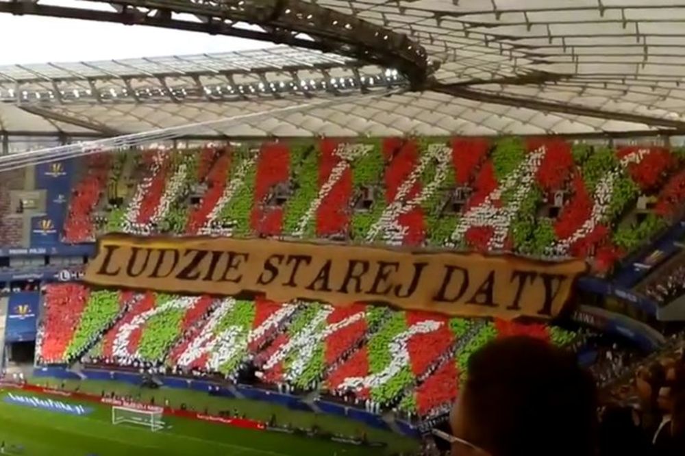 Navijači Legije uvek daju domaći zadatak kako se prave koreografije! (VIDEO)