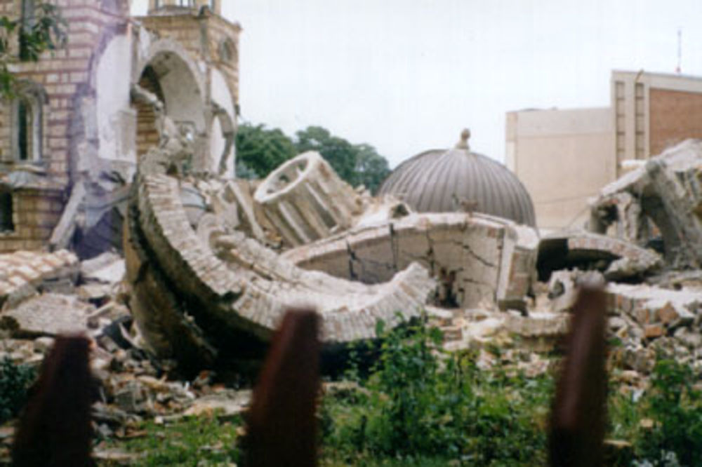 Čuvaju pravoslavni oganj: Ovo su dve poslednje Srpkinje u Đakovici, njihova priča je pretužna! (FOTO)