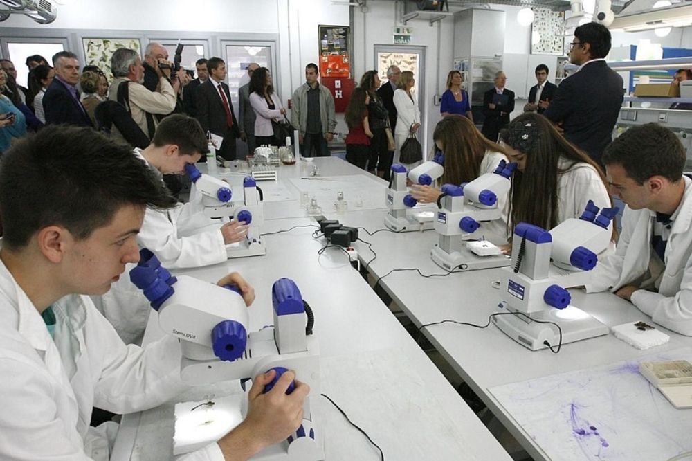 Petnica se gasi?! Verbić ne da pare stanici u kojoj je i sam radio (VIDEO)