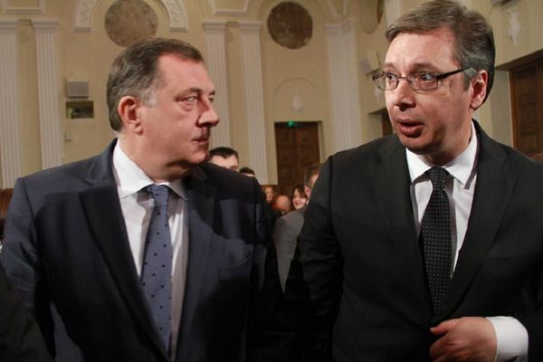 Vučić se tucao sa Dodikom! Čije je li jaje bilo jače? (FOTO)