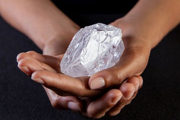 Star 3 milijarde godina: Da li je ovo najskuplji dijamant na svetu? (FOTO) (VIDEO)